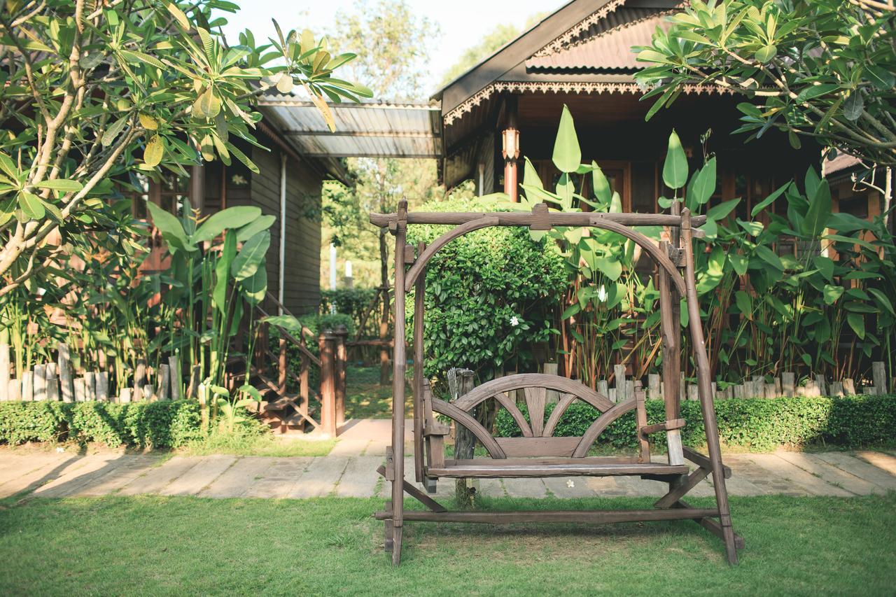 Baan Baitan Resort