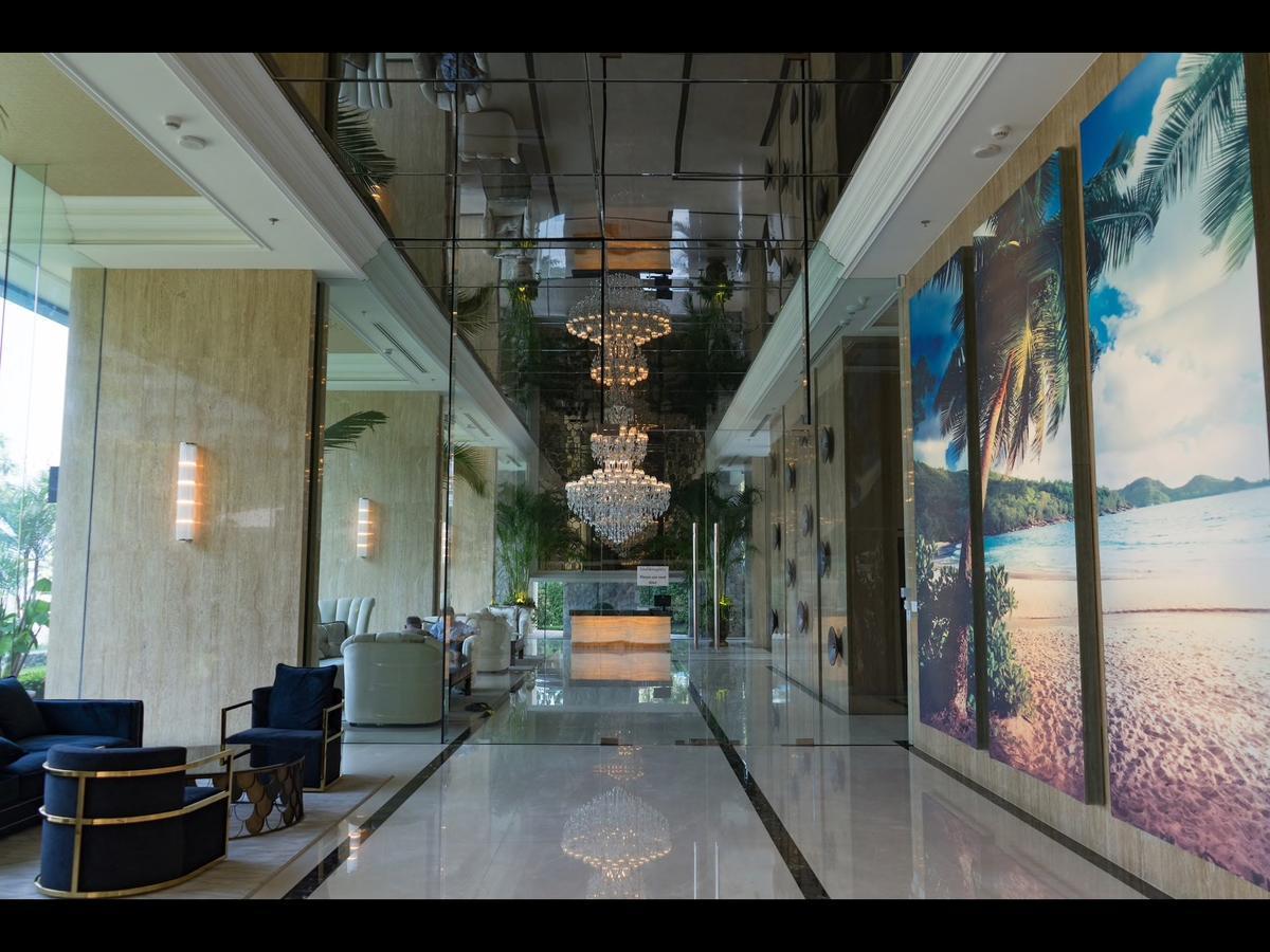 The Palm Front Apartamento *