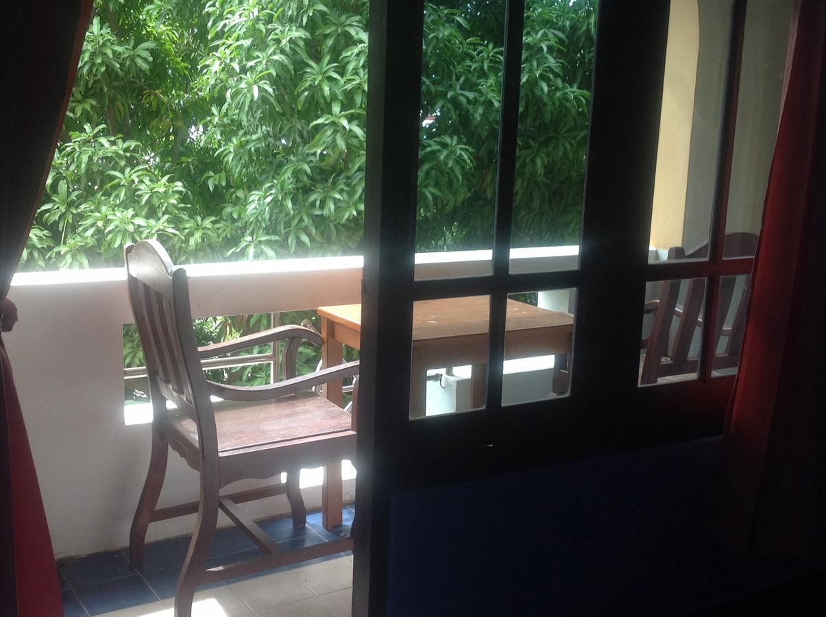 Coconut House Chaweng Hotel