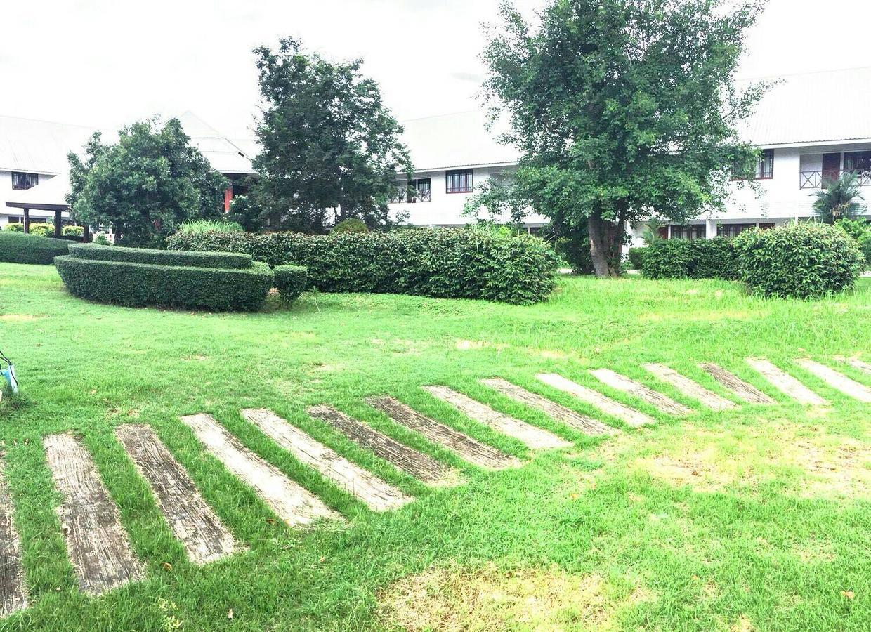 Hotel Nongkhai White