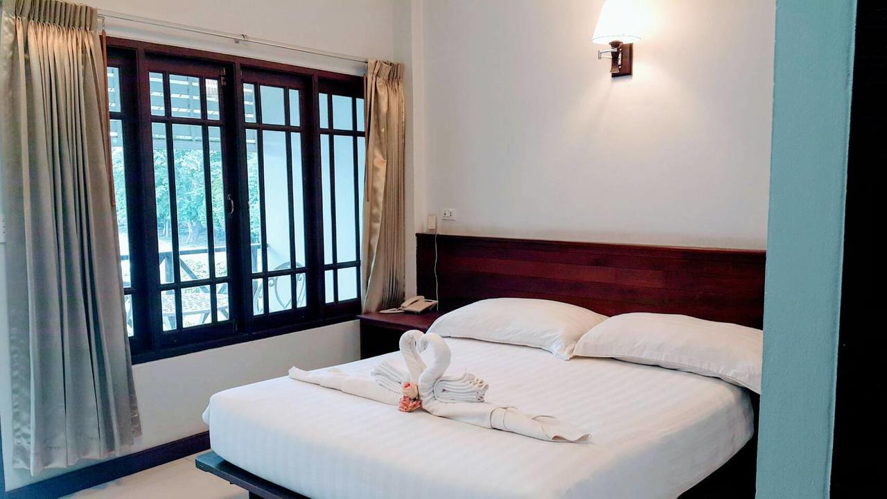 Hotel Nongkhai White 3*