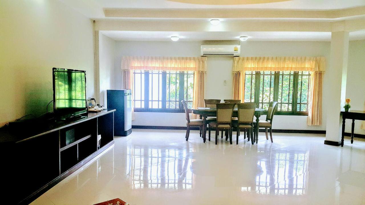 Hotel Nongkhai White 3*