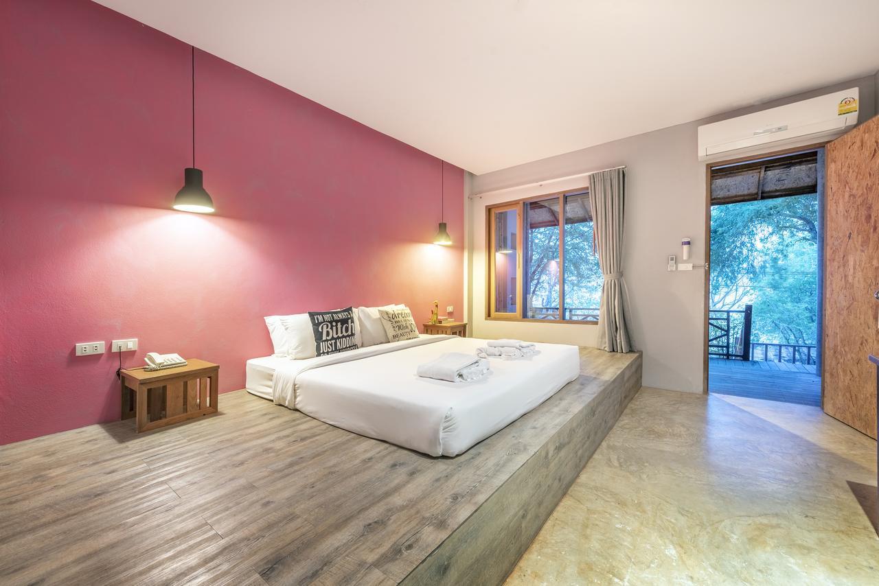 Bar And Bed @ Samed Hotel