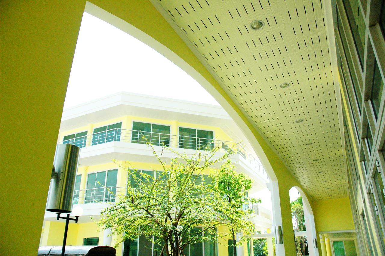 Caza V1 Serviced Hotel 3*