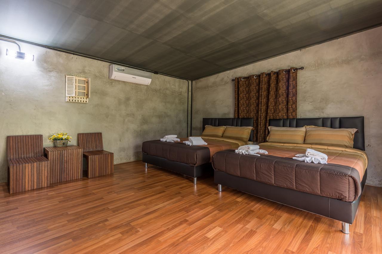 Alongkorn Farm And Resort 3*