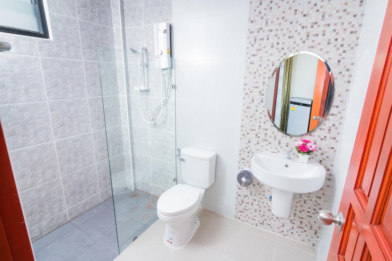 Hotel Samrong Garden