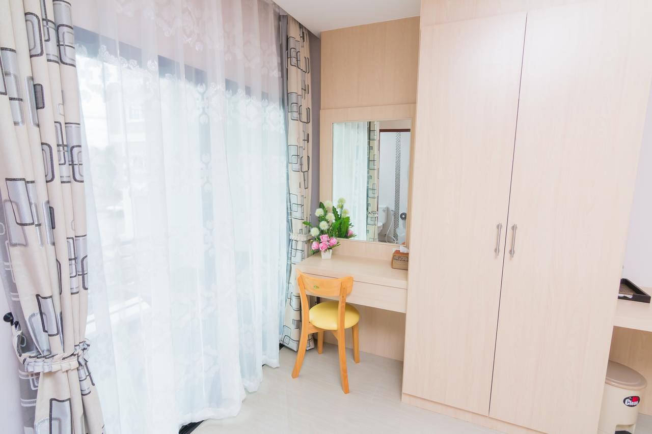 Hotel Samrong Garden