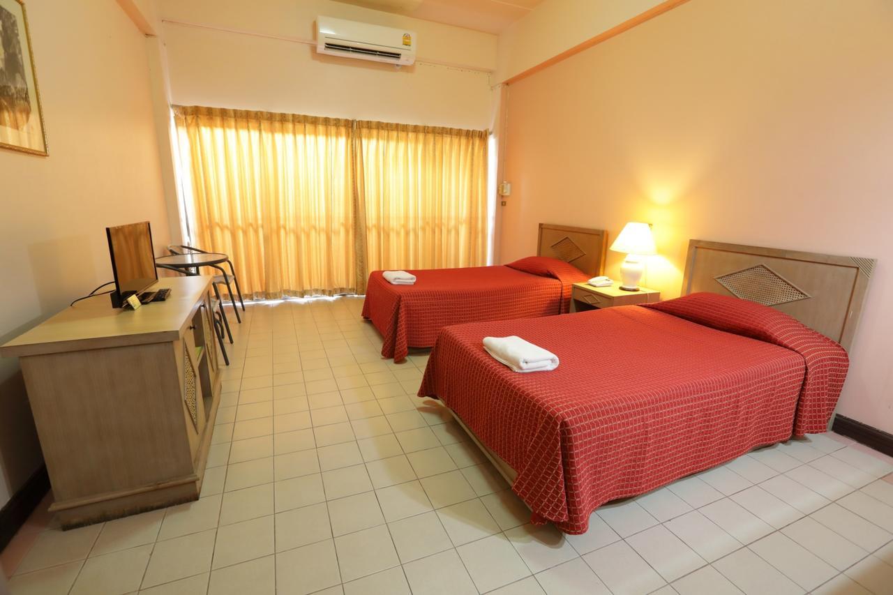 Pin Hotel Lampang