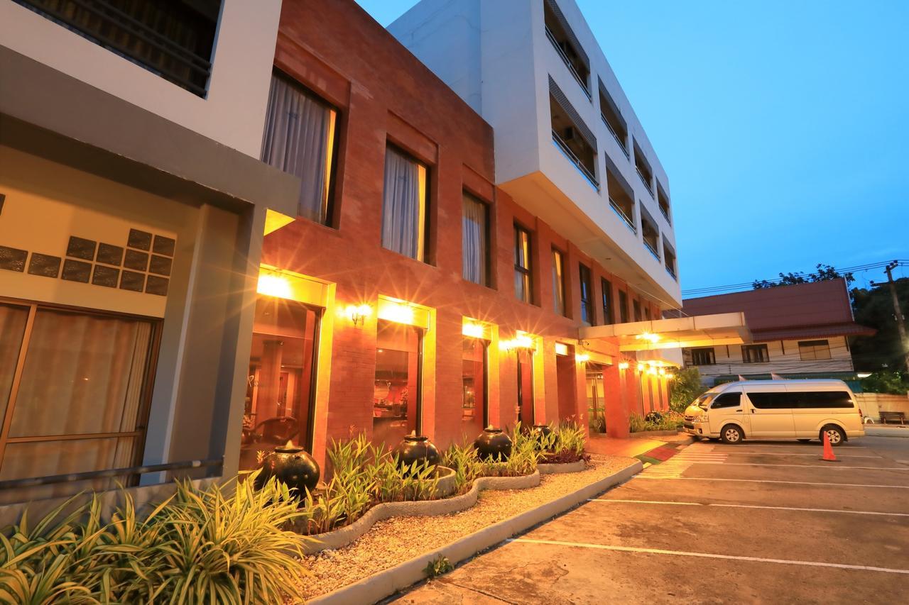 Pin Hotel 3*