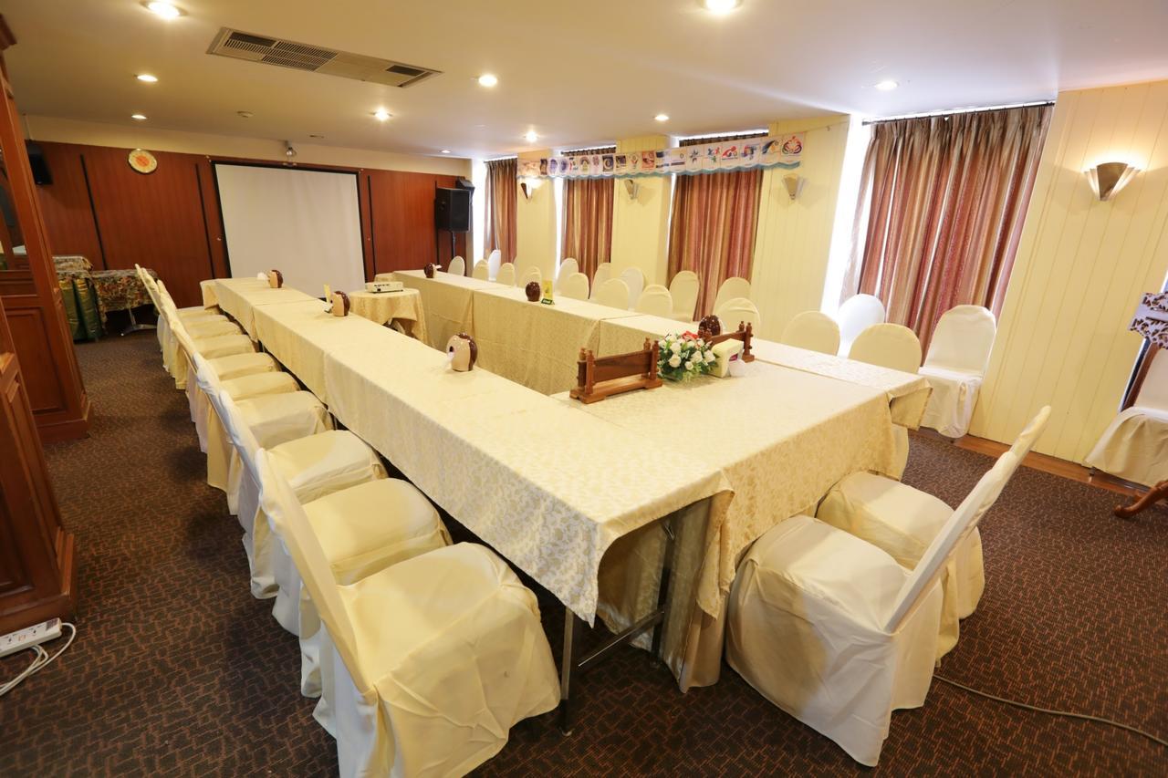Pin Hotel Hotel