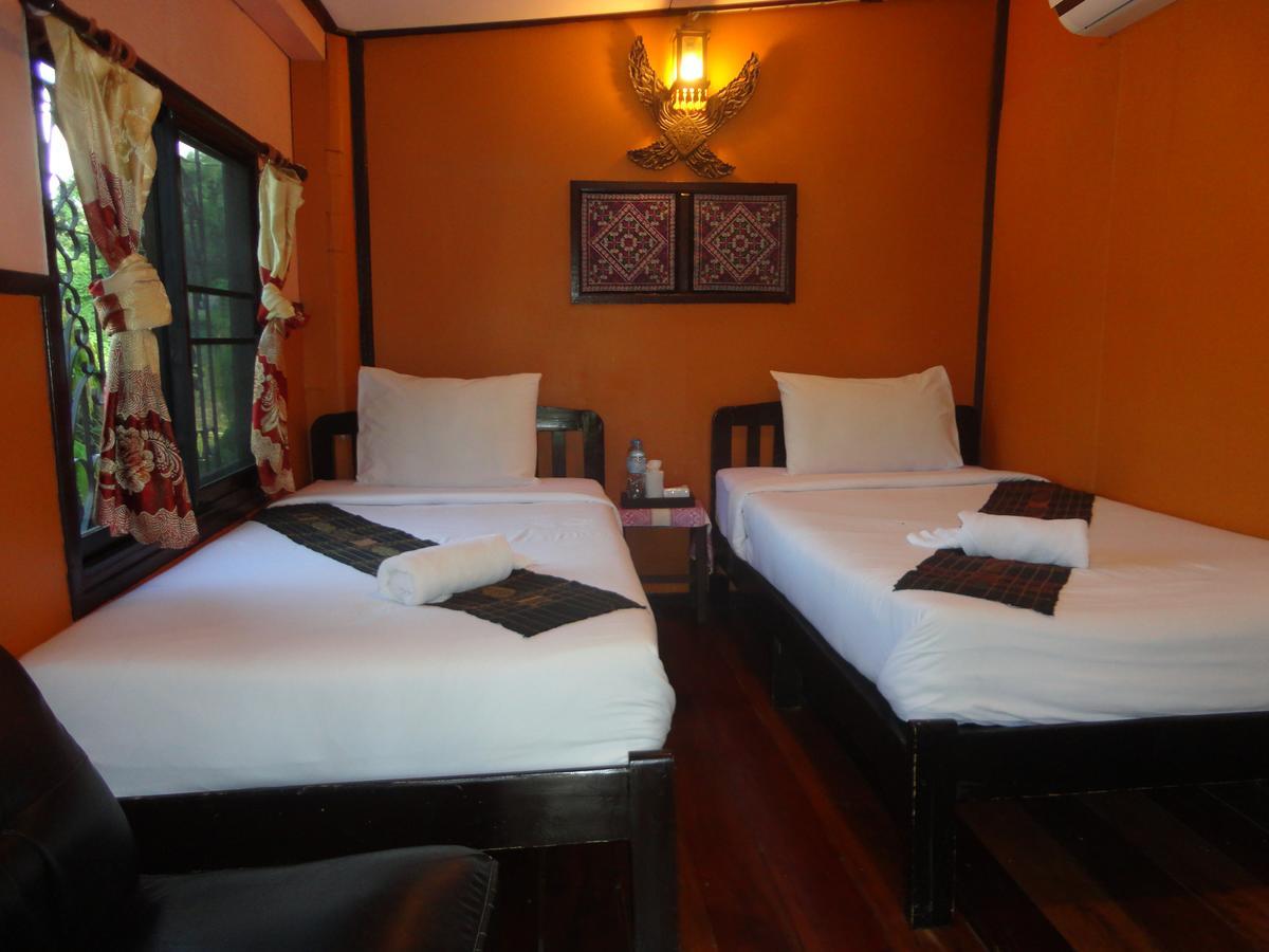 Baanfai Chiangkhong Hotel 2*