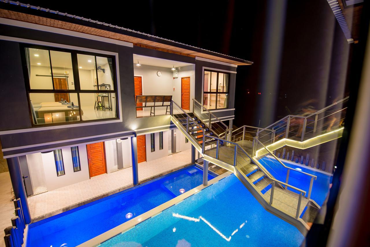 Angela Hotel 4*
