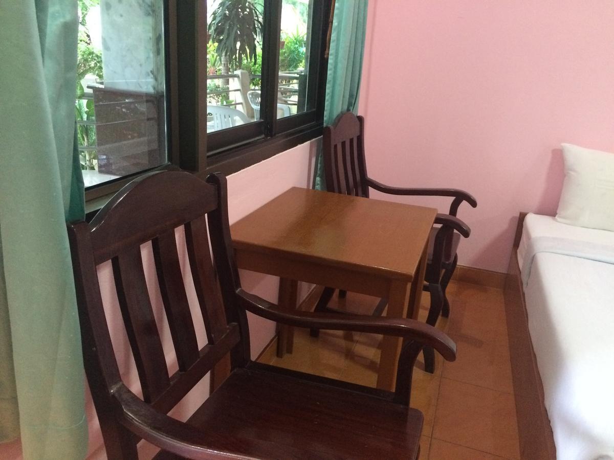 Coconut House Chaweng Hotel