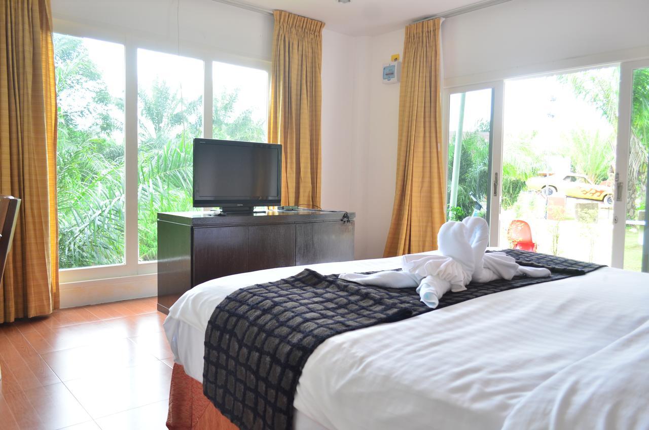 Country View Resort
