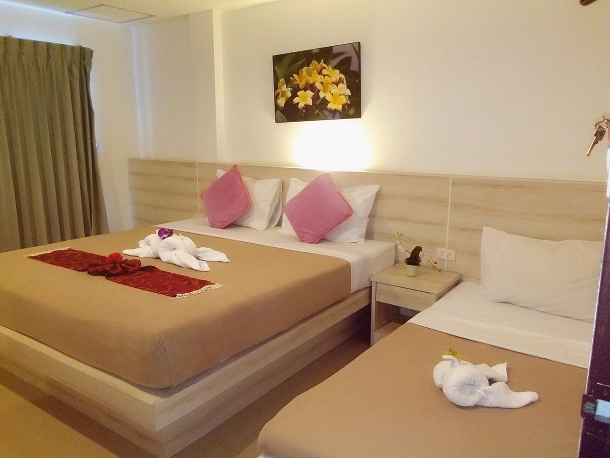 Phuthara * Phuket