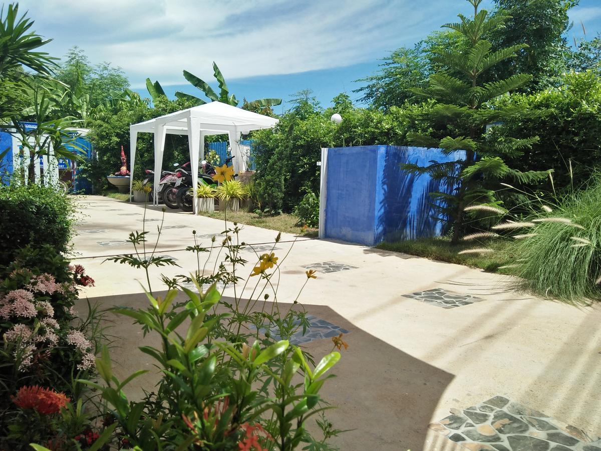 Resort Blue Sky