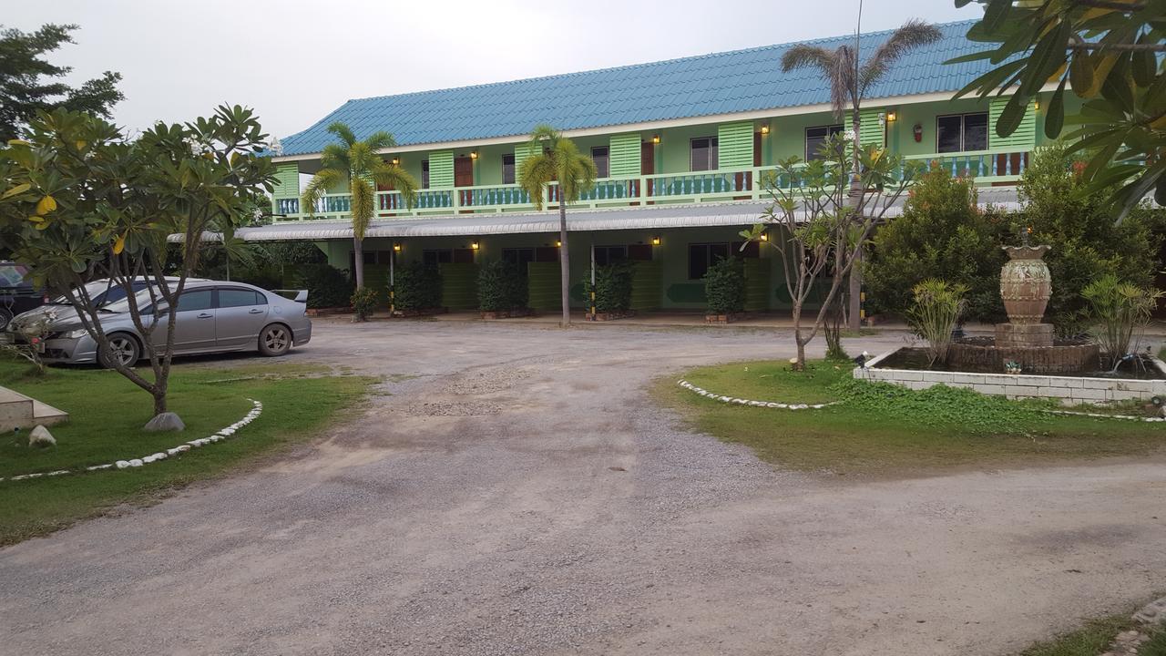 Green View Tha Yang 3*