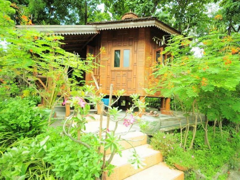 Resort Vongdeuan 3*