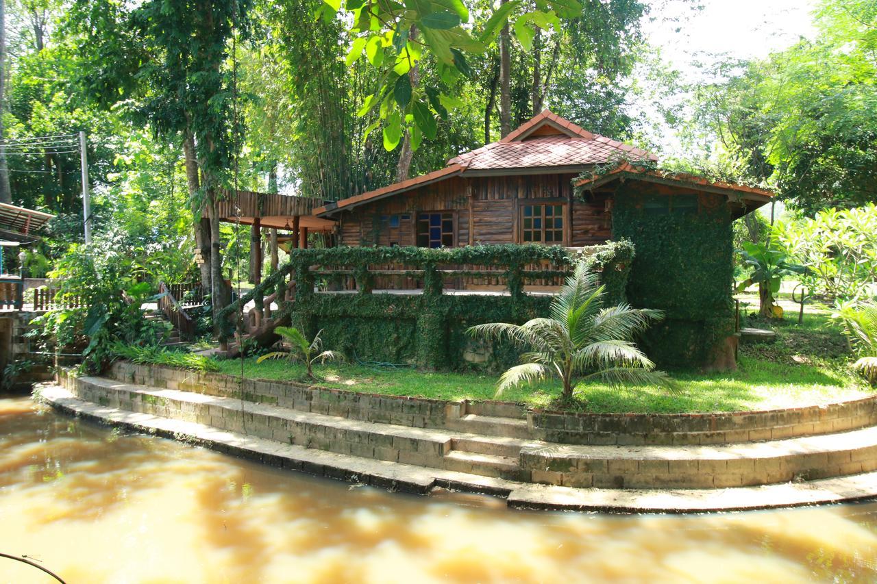 Papa's Garden Resort