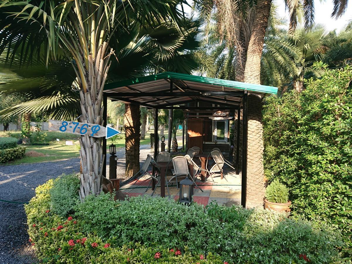 Palm Resort Lopburi