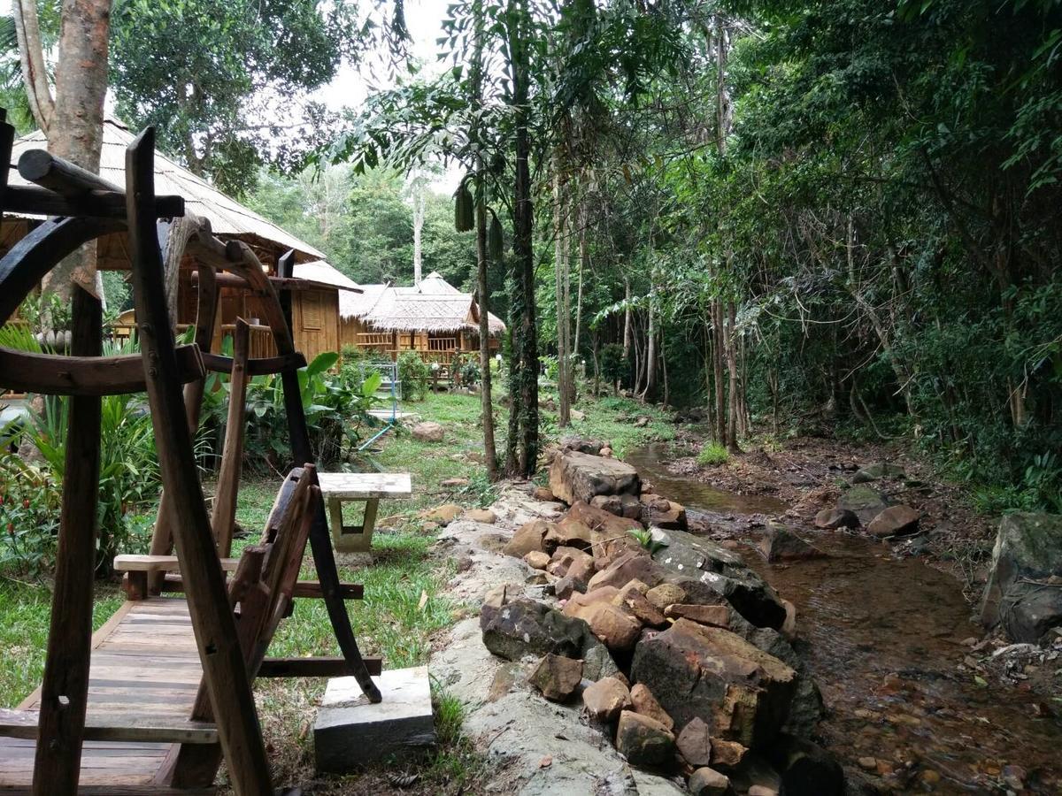 Resort Baan Kon Ko Kut