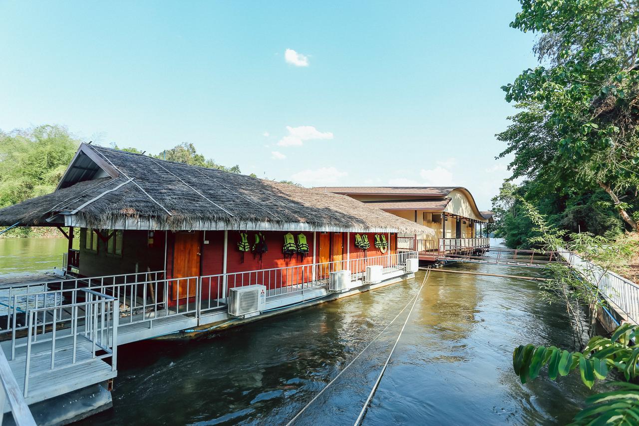 Hotel Binlha Raft Sai Yok