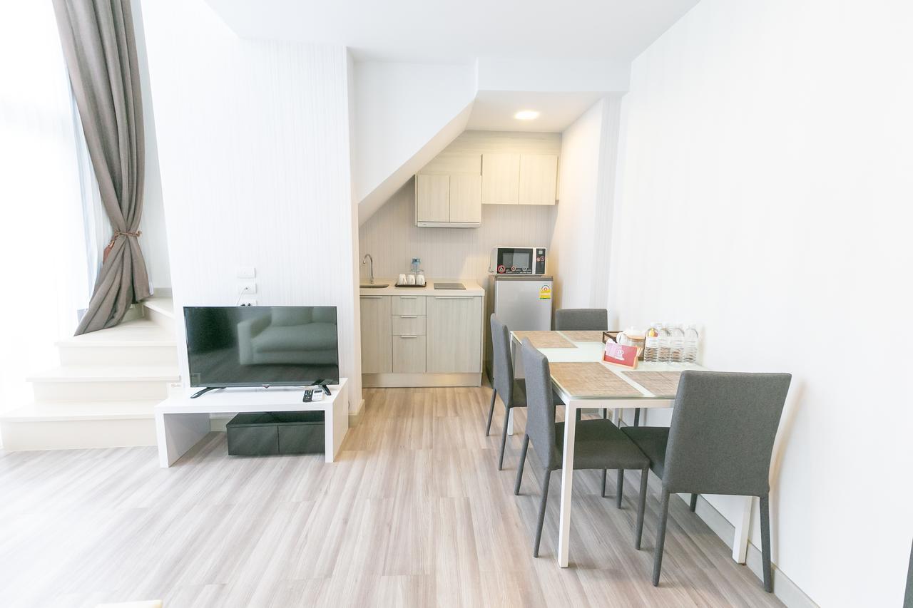 Locals Prio Chiangmai Airport Plaza Apartment Chiang Mai