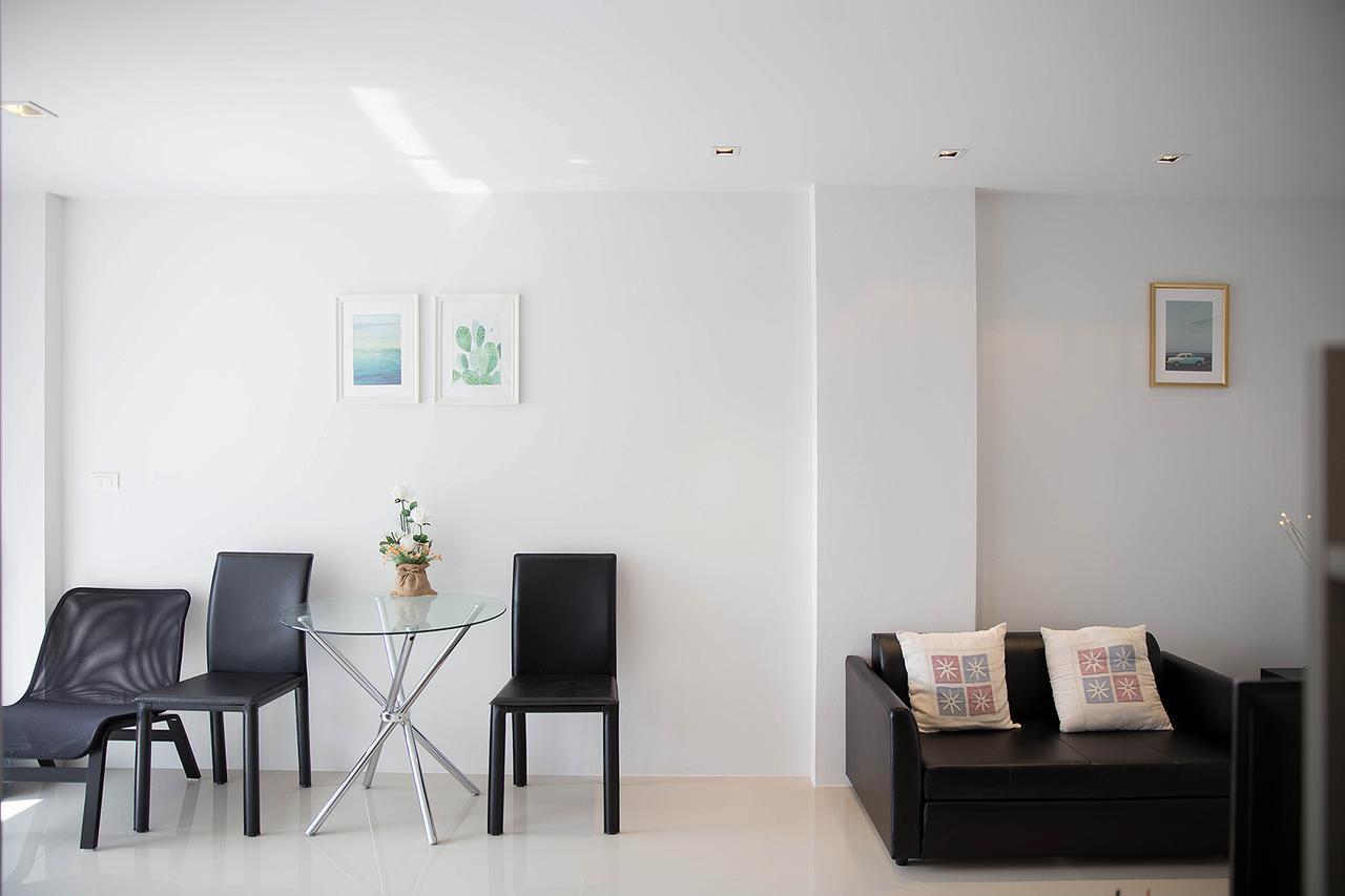 Apartment Mosaic By Malai