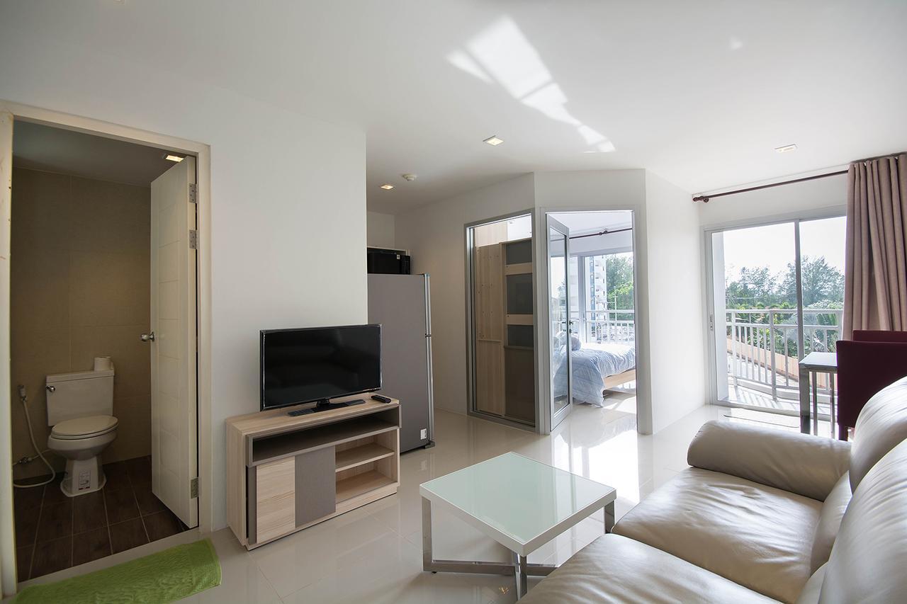 Apartment Mosaic By Malai