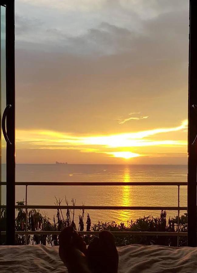 Penn Sunset 4 Koh Lanta