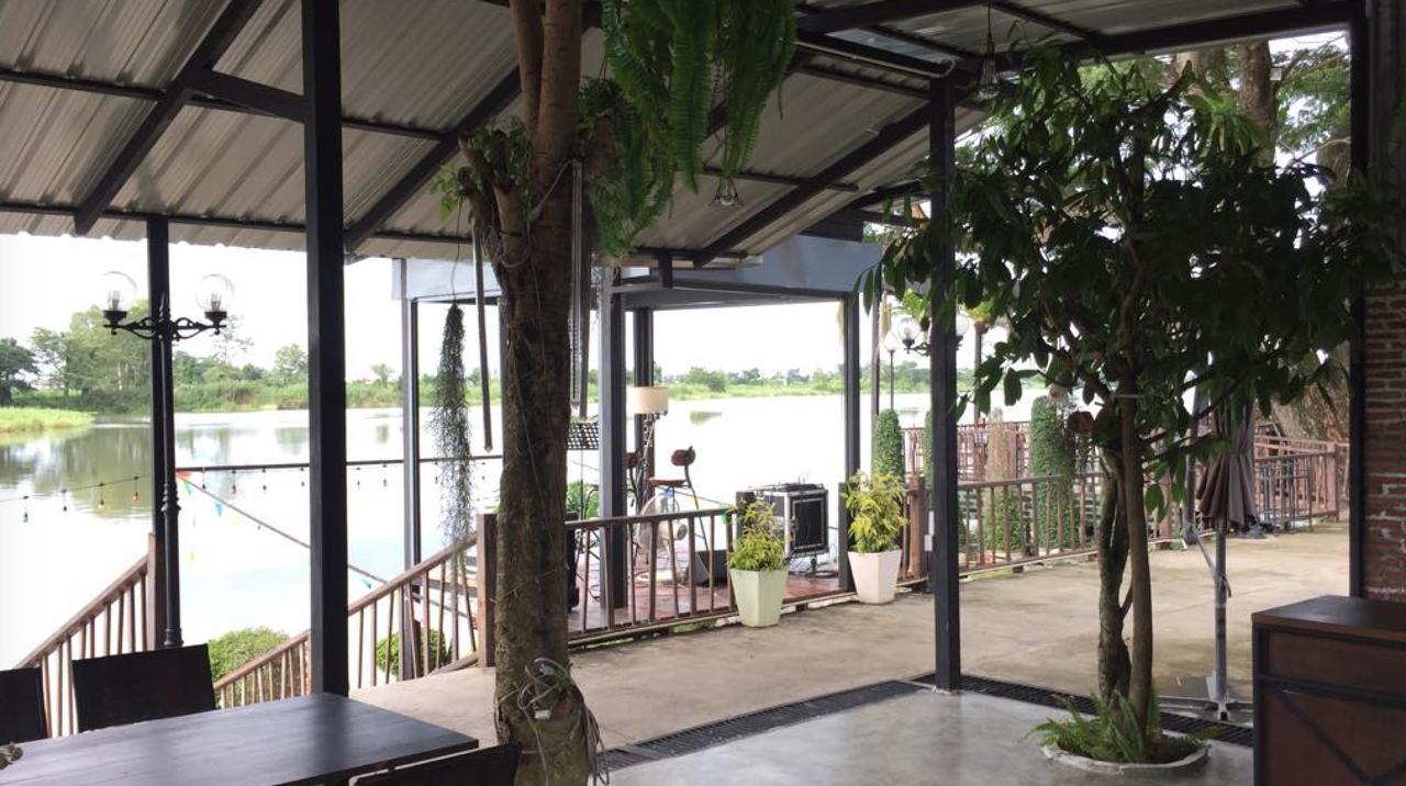 Resort Maeping Mango Riverside