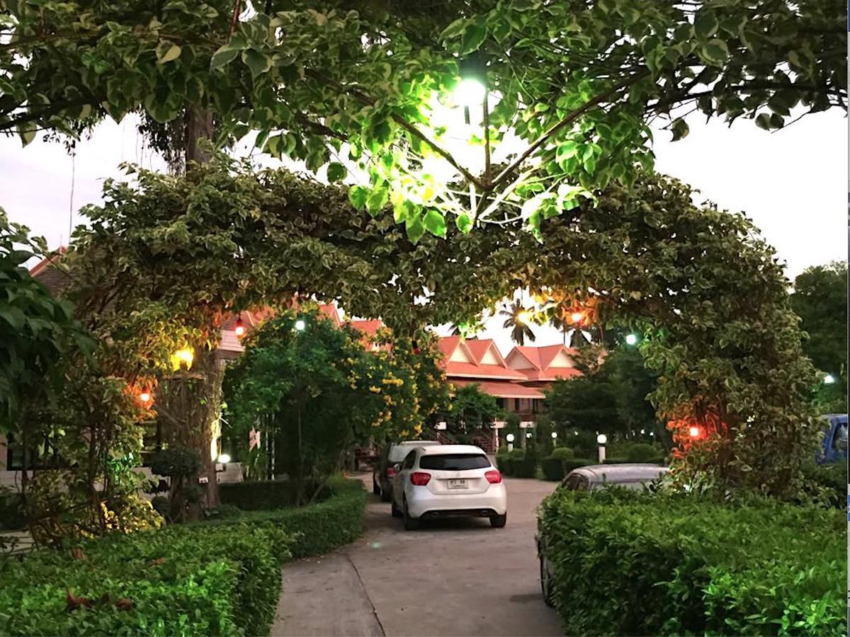 Resort Maeping Mango Riverside 3*