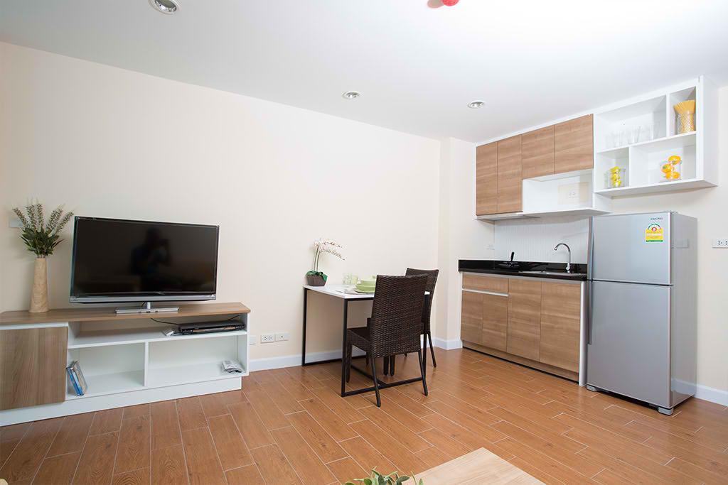 Bbg Seaside Luxurious Service 3* Bang Saen