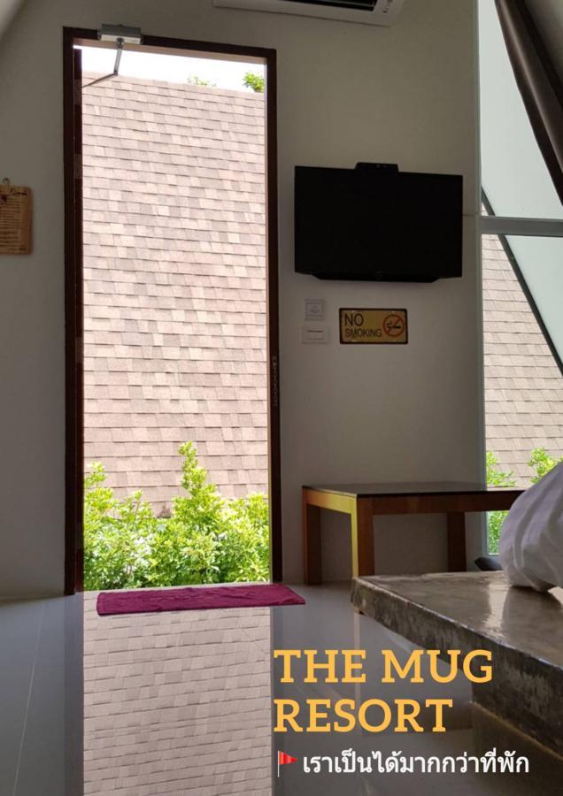 Resort The Mug