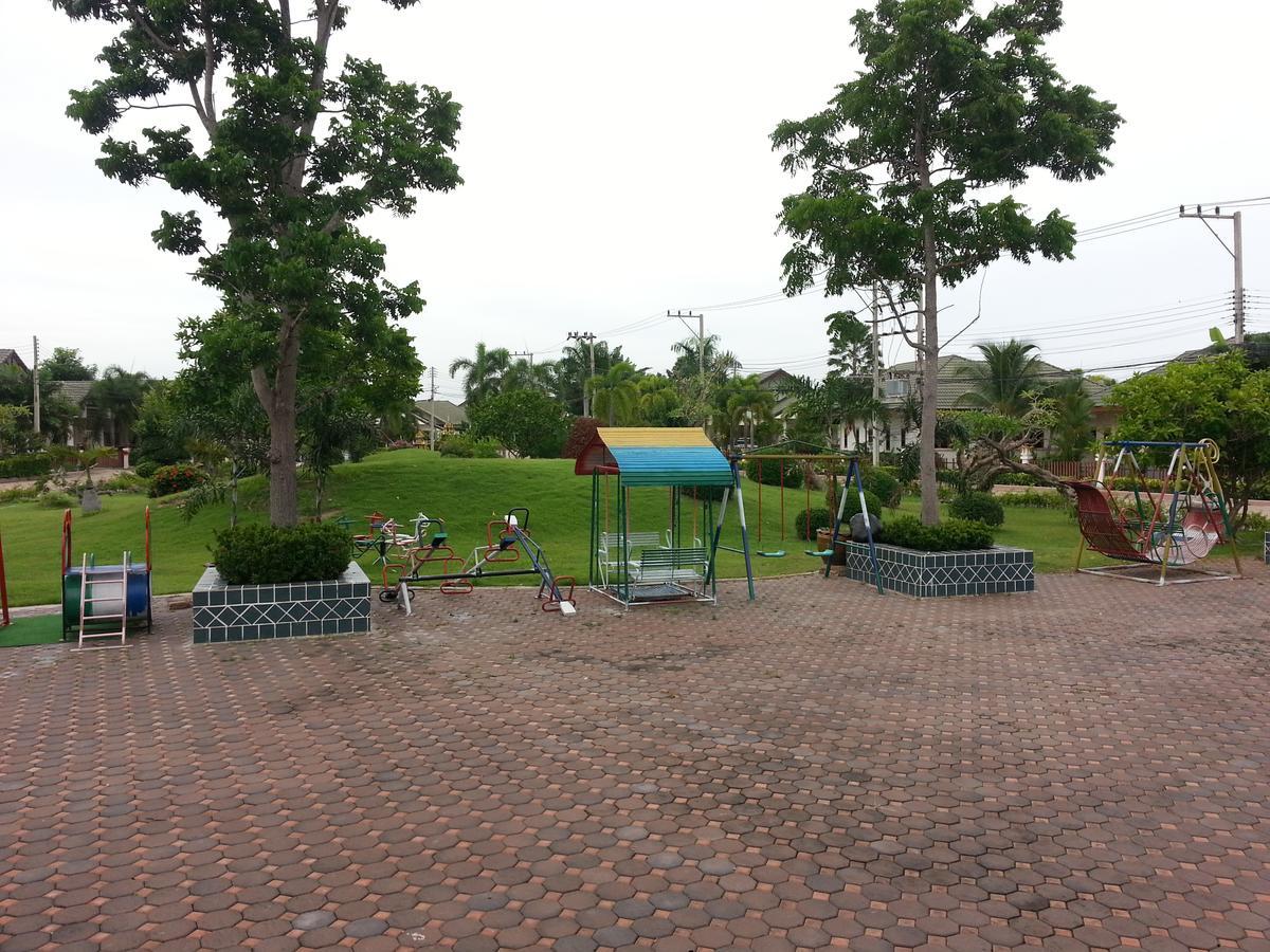 - Baan Dusit Pattaya Ban Nong Hin (Prachuap Khiri Khan)