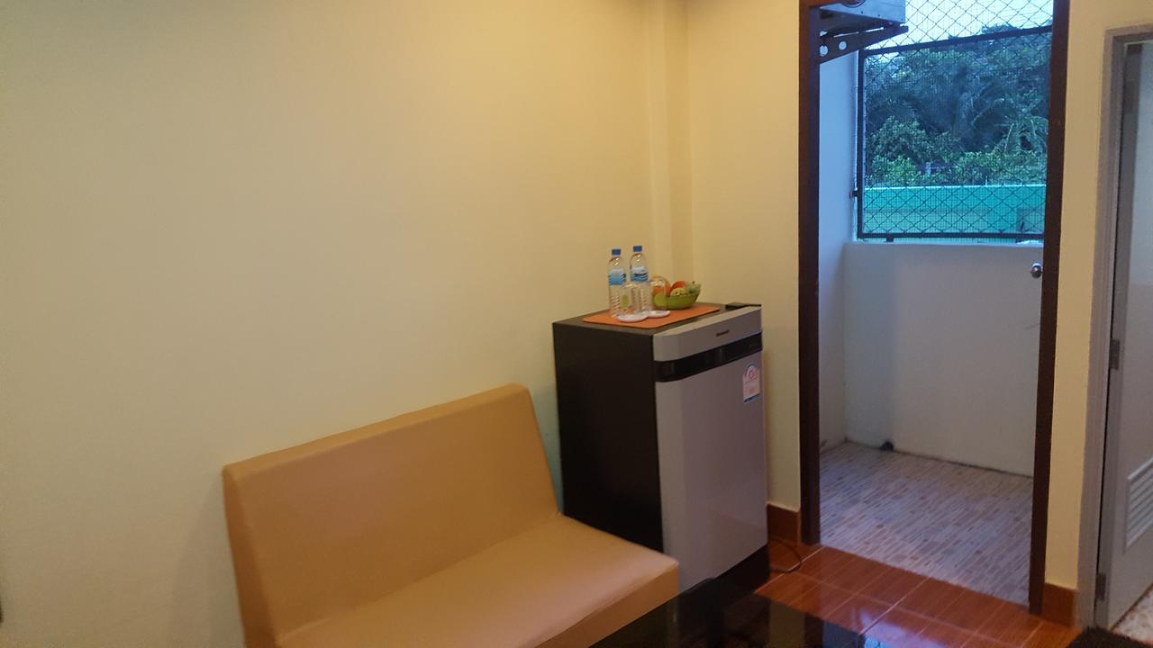 Aparthotel Green View Tha Yang 3*