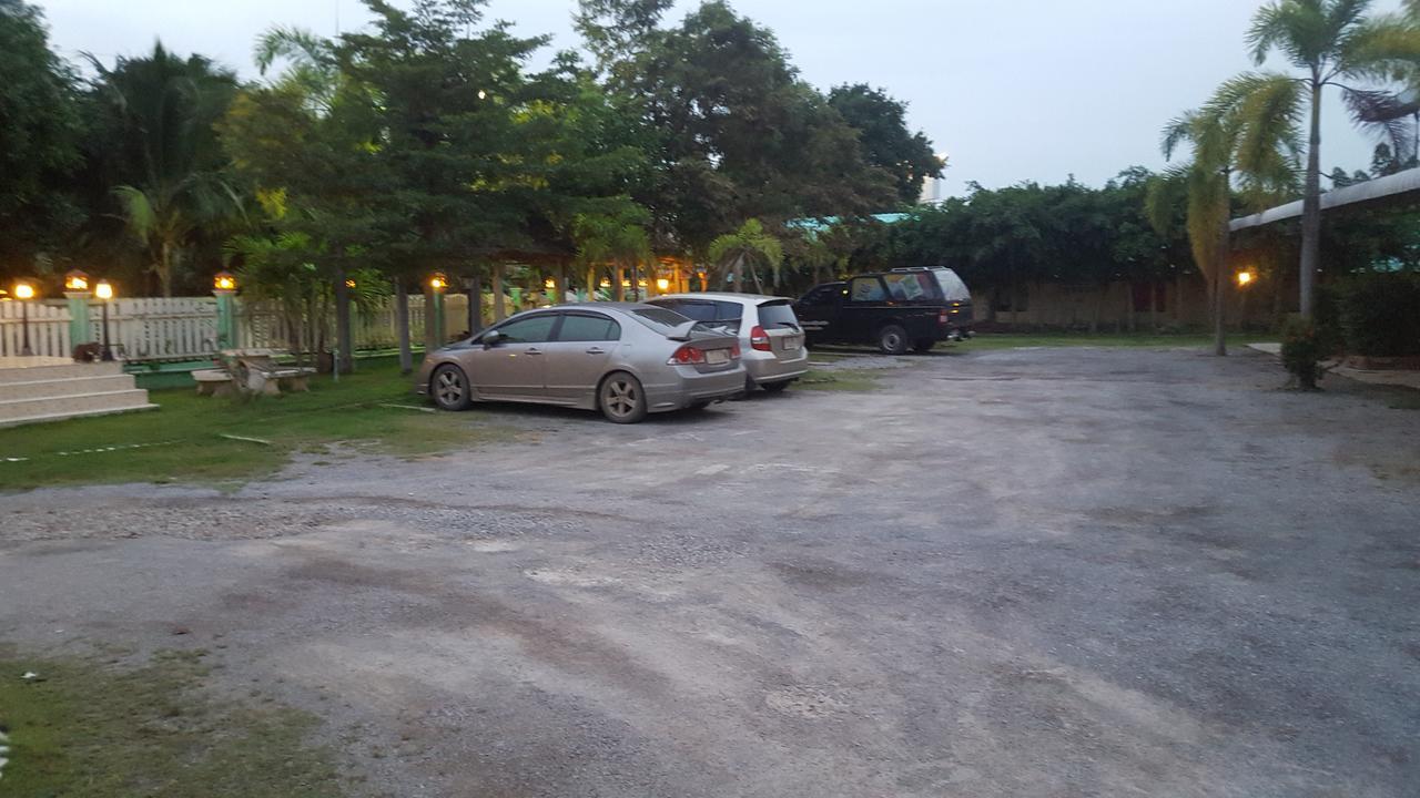 Green View Tha Yang Aparthotel Phetchaburi