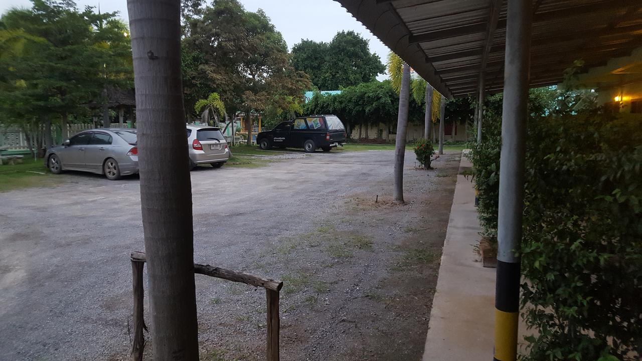 Green View Tha Yang Aparthotel Phetchaburi