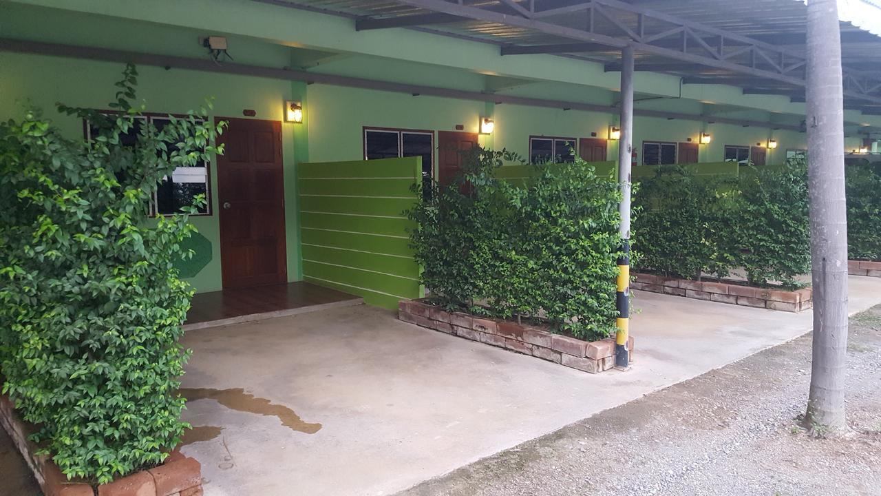 Green View Tha Yang Aparthotel 3*