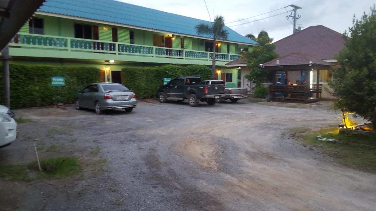 Aparthotel Green View Tha Yang