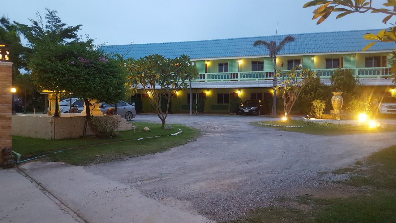 Green View Tha Yang Aparthotel Phetchaburi