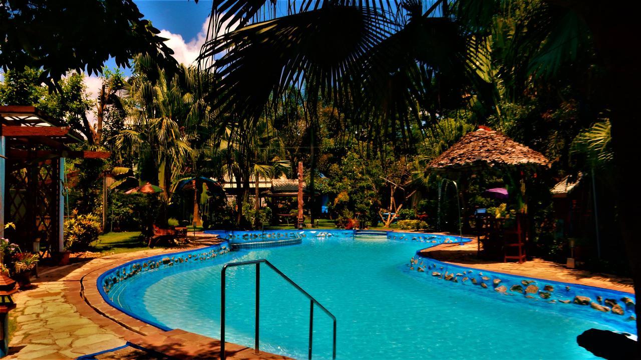 Riverside 3*