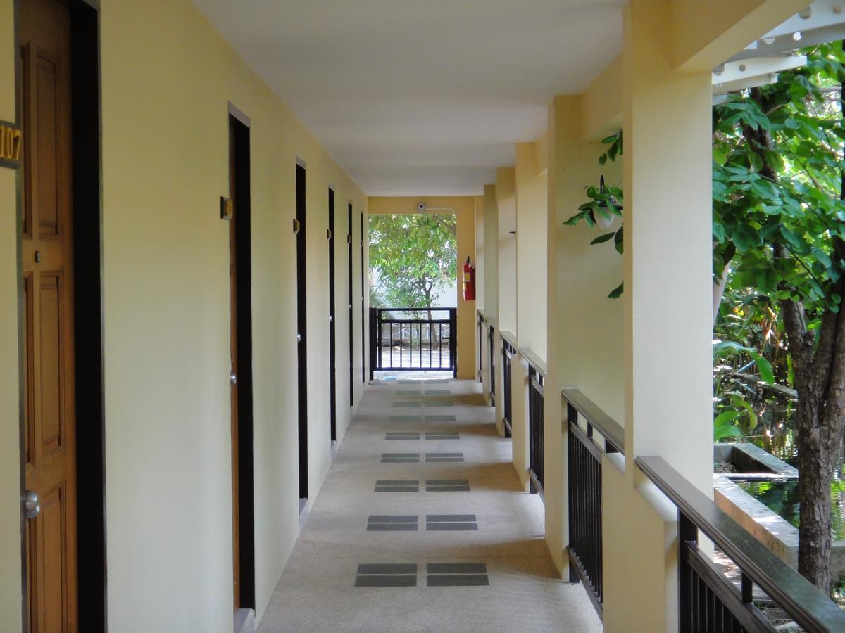 Baan Talay Cream 3* Samut Songkhram