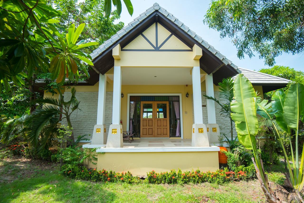 Baan Talay Cream Samut Songkhram