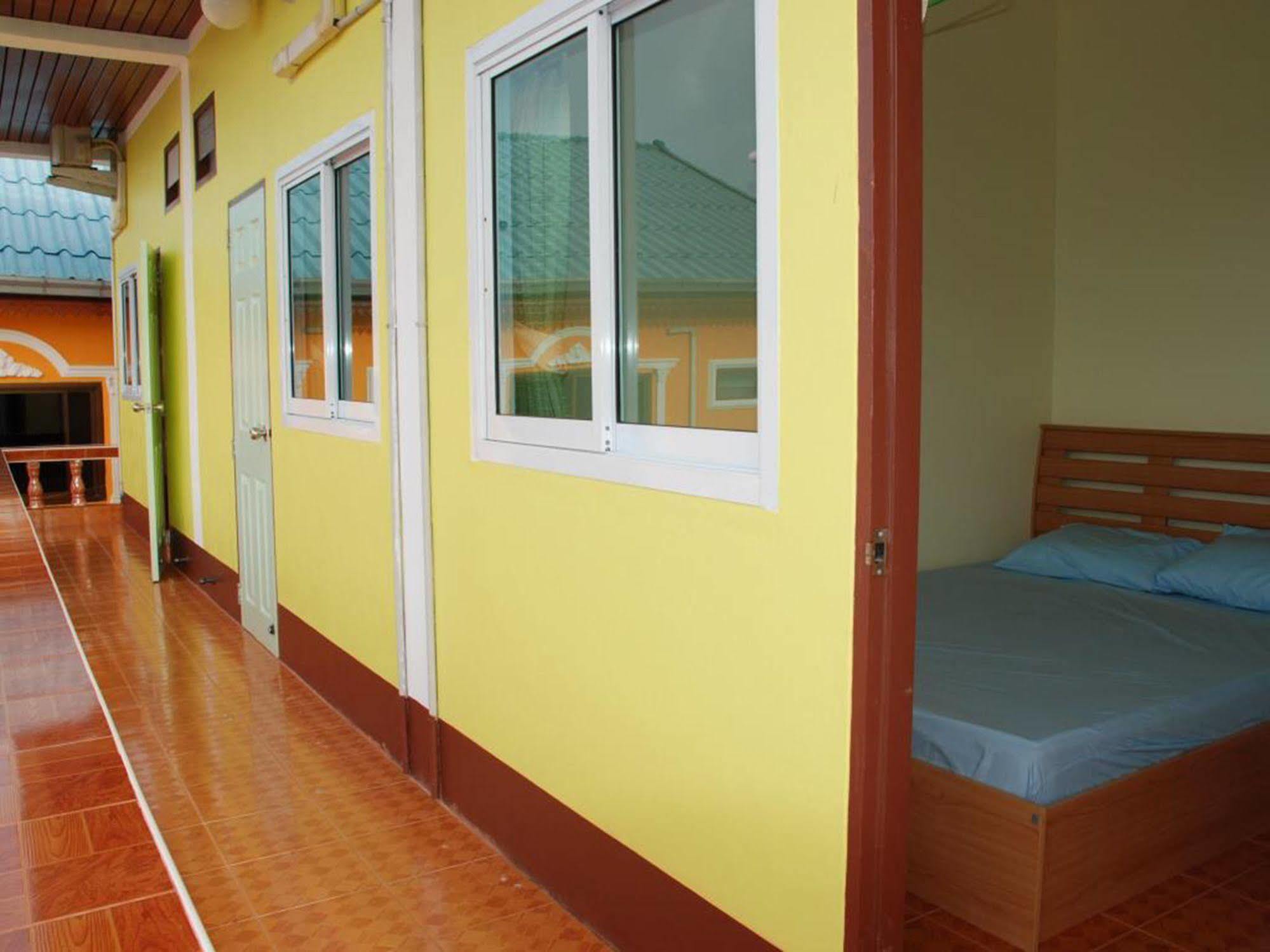 Puangpayom 2* Ko Si Chang