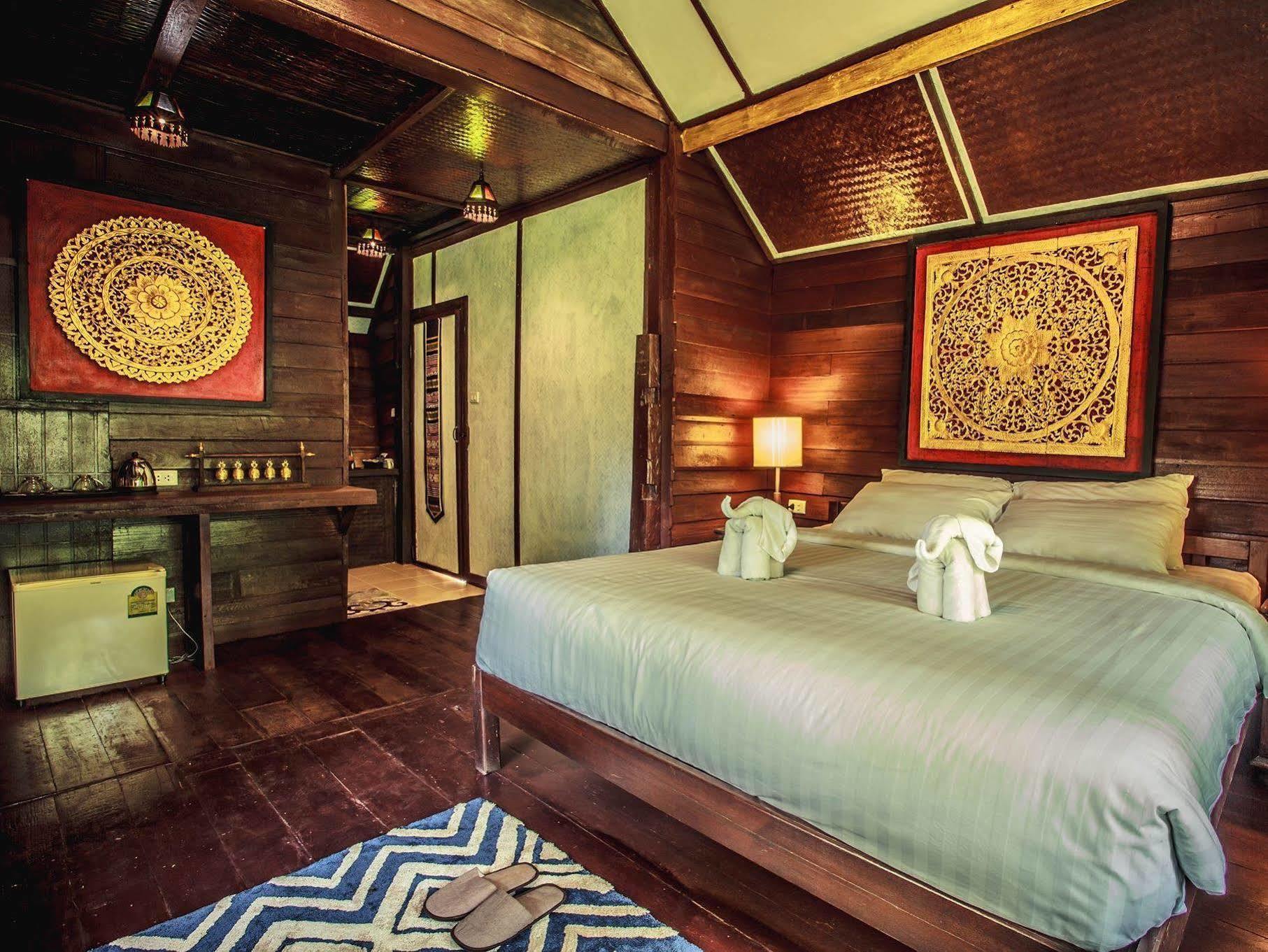 Hotel E-outfitting Doikham 3*