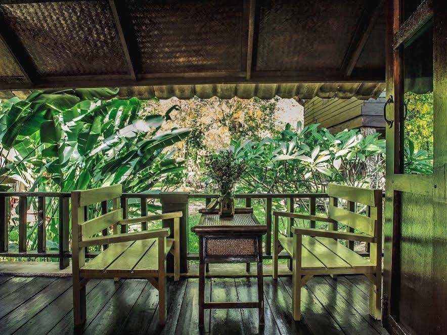 E-outfitting Doikham Ban Pong Noi