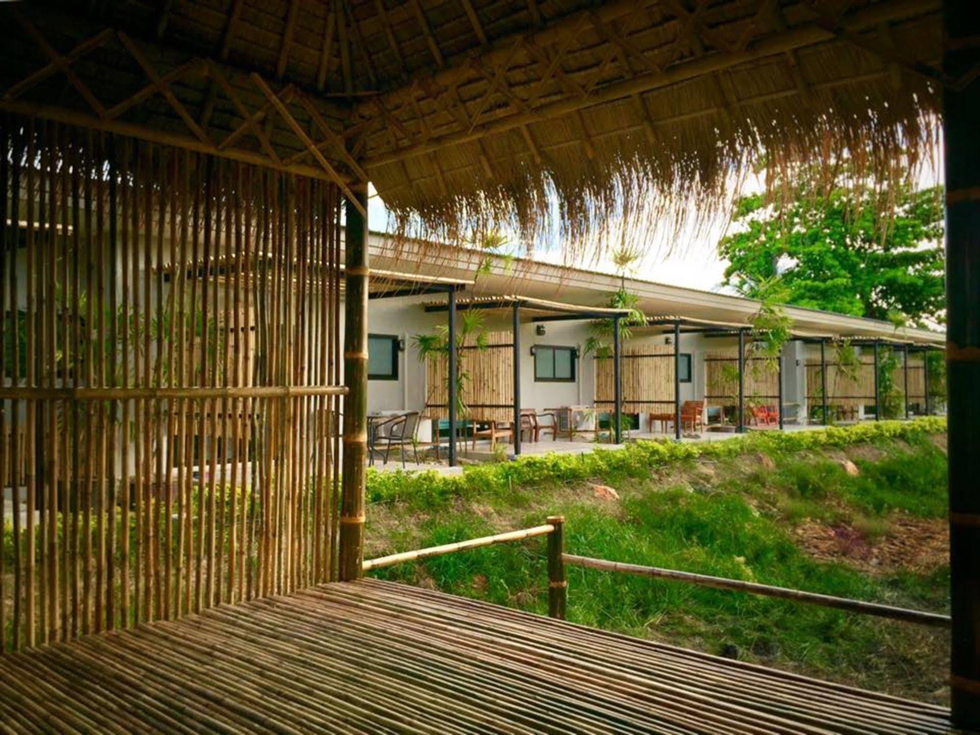Sabye D At Surat 3* Surat Thani