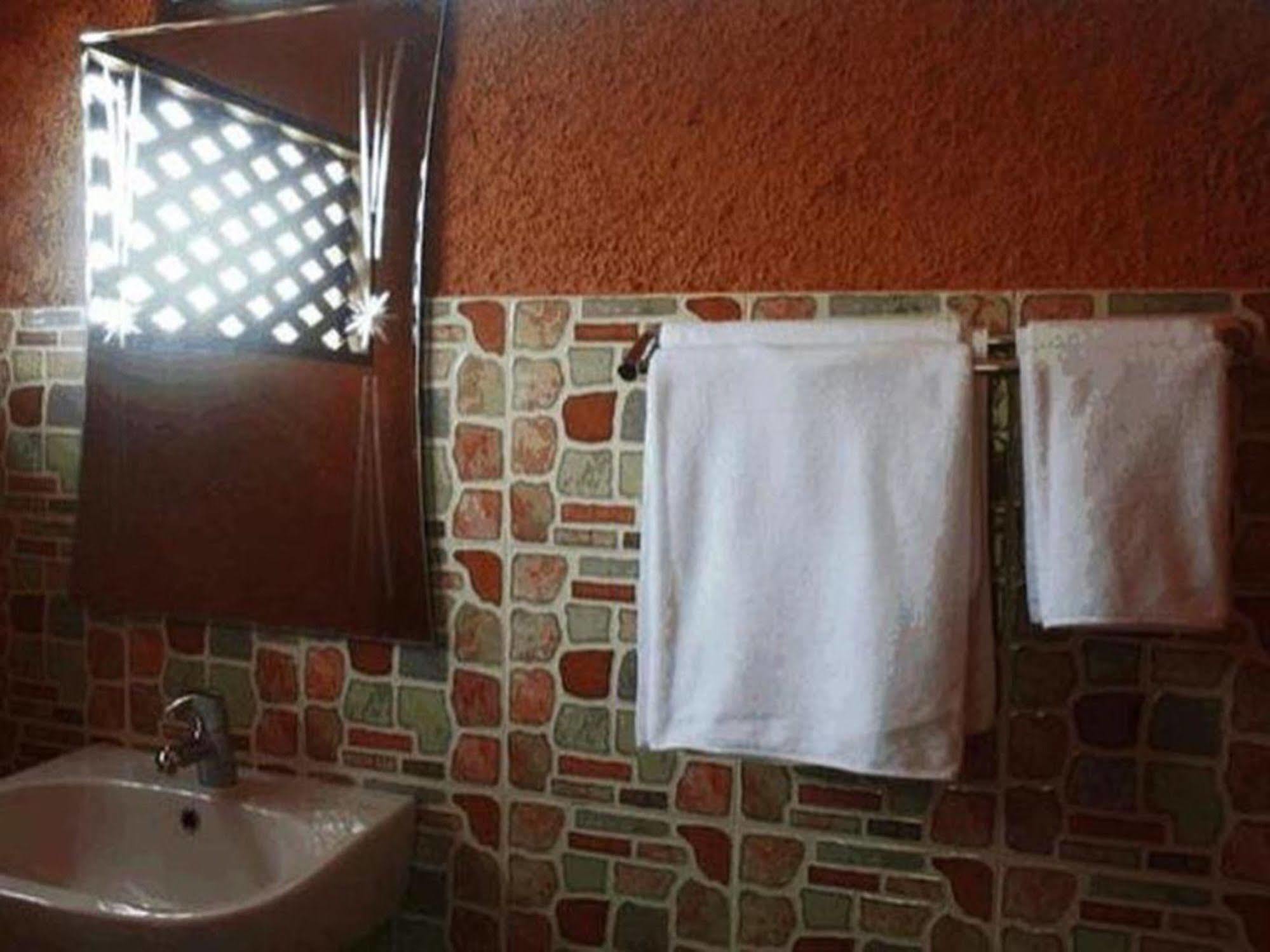 Khetwarin Hotel Ban Pok