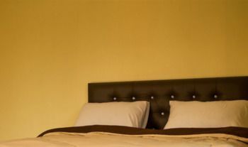 Rim Mae Nam Hotel